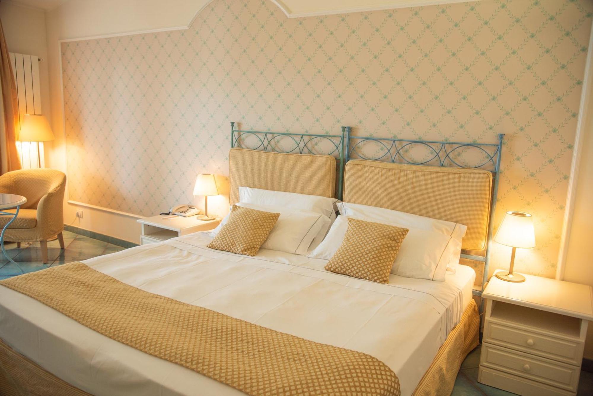 Santa Gilla Hotel